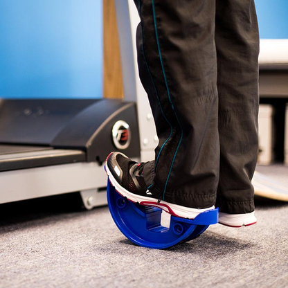 Easytostore calf stretch device for small spaces