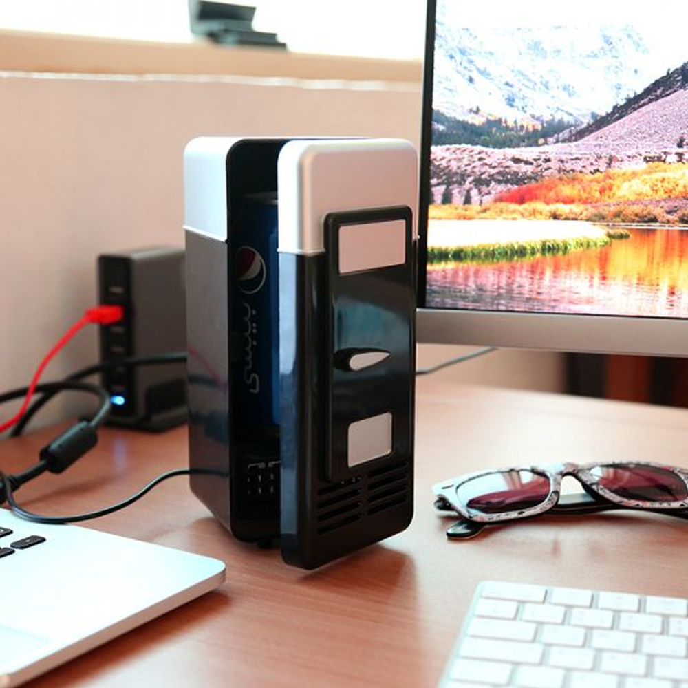 Mini USB Desktop Fridge1