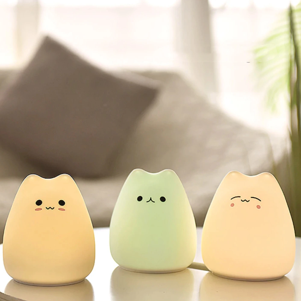 Color-Changing Cat Night Light Lamp 2