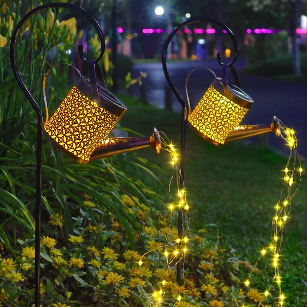glowingwateringcanmadewithfairylights6.png
