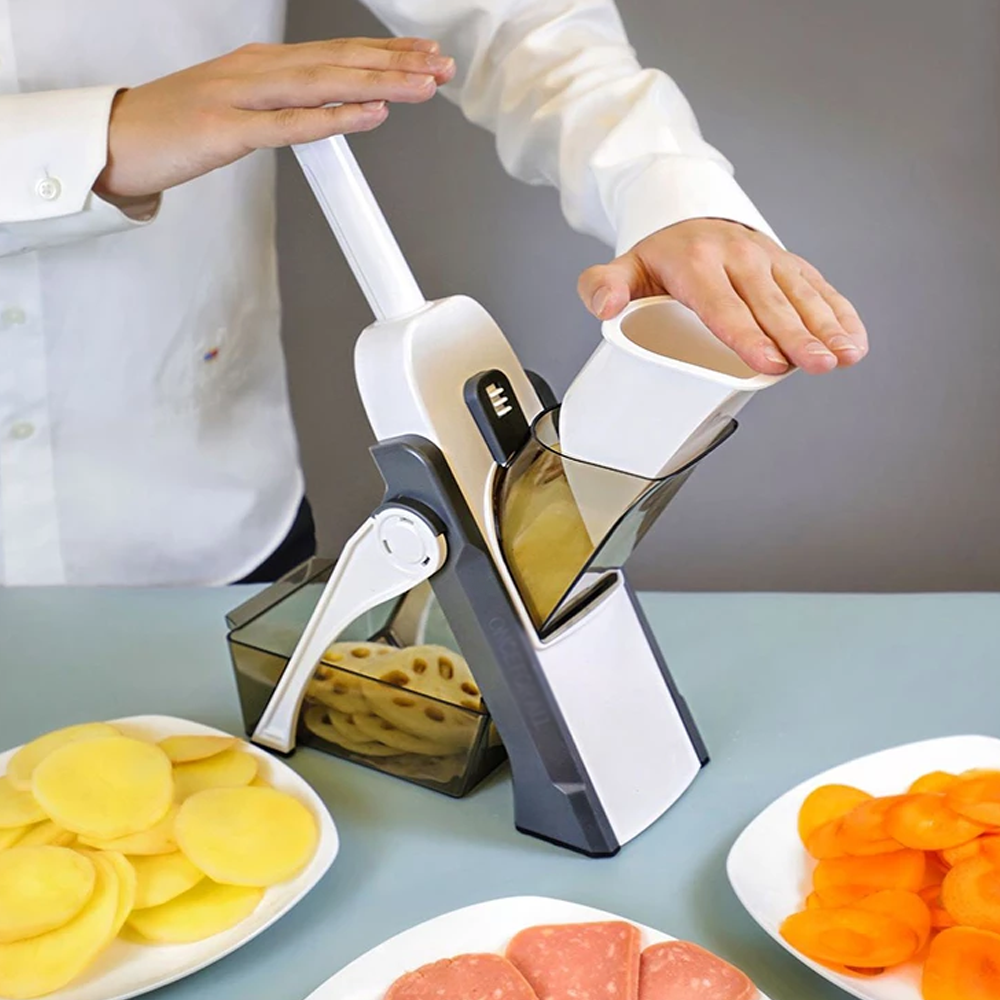 kitchenchoppingartifact2.png