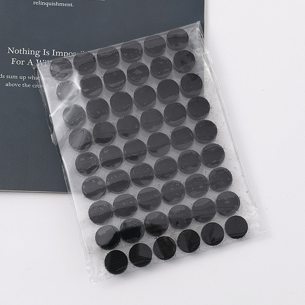 dotsselfadhesivetape black
