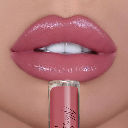Soft and glossy moisturizing lipstick set