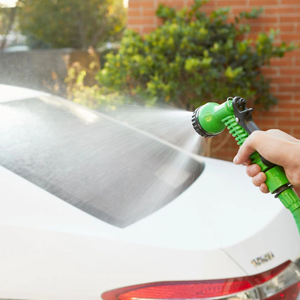 Highpressure hose with nonslip grip for easy handling