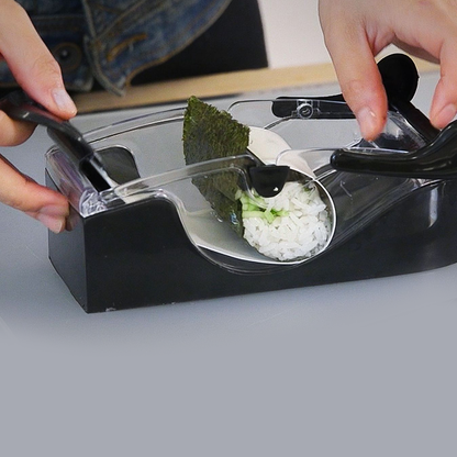 diykitchensushimakerroller2.png