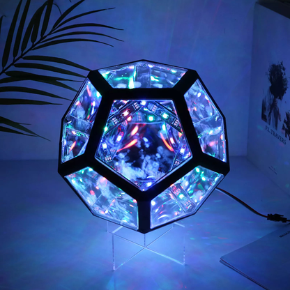 infinitedodecahedroncolorartlight4.png