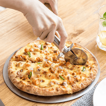 stainlesssteelpizzaroller1.png