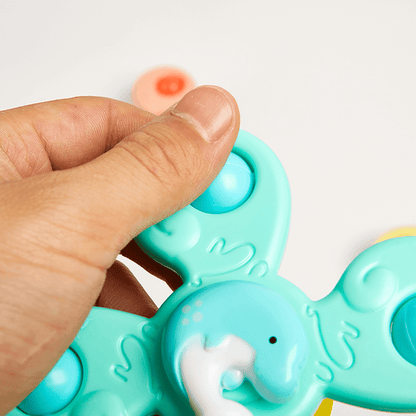 Rotating Suction Cup Baby Bath Toy 1