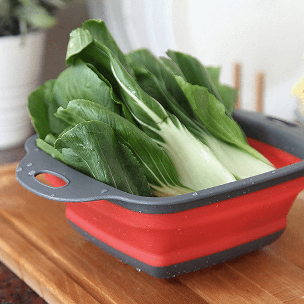 siliconefoldinganddrainingbasketmakeswashingfruitsandvegetableseasy6.png
