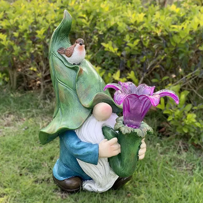 solargardenstatuesborwass.png