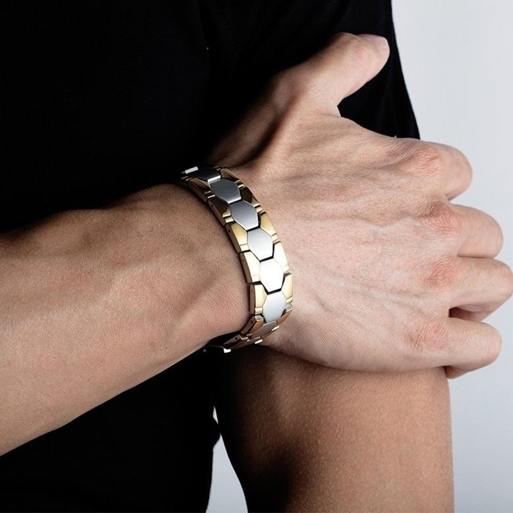 titaniumpowermagneticbraceletsilvergold.png