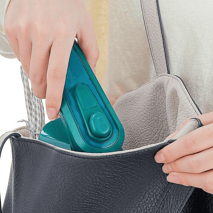portableminihandheldgarmentsteamer4.png