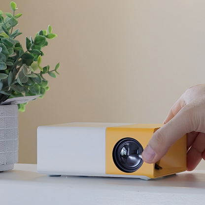 easysmartphoneminimovieprojector2.png