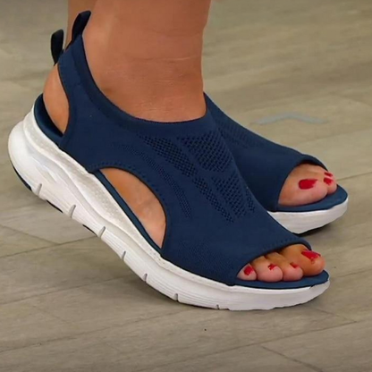 washableslingbacksportsandalsblue.png