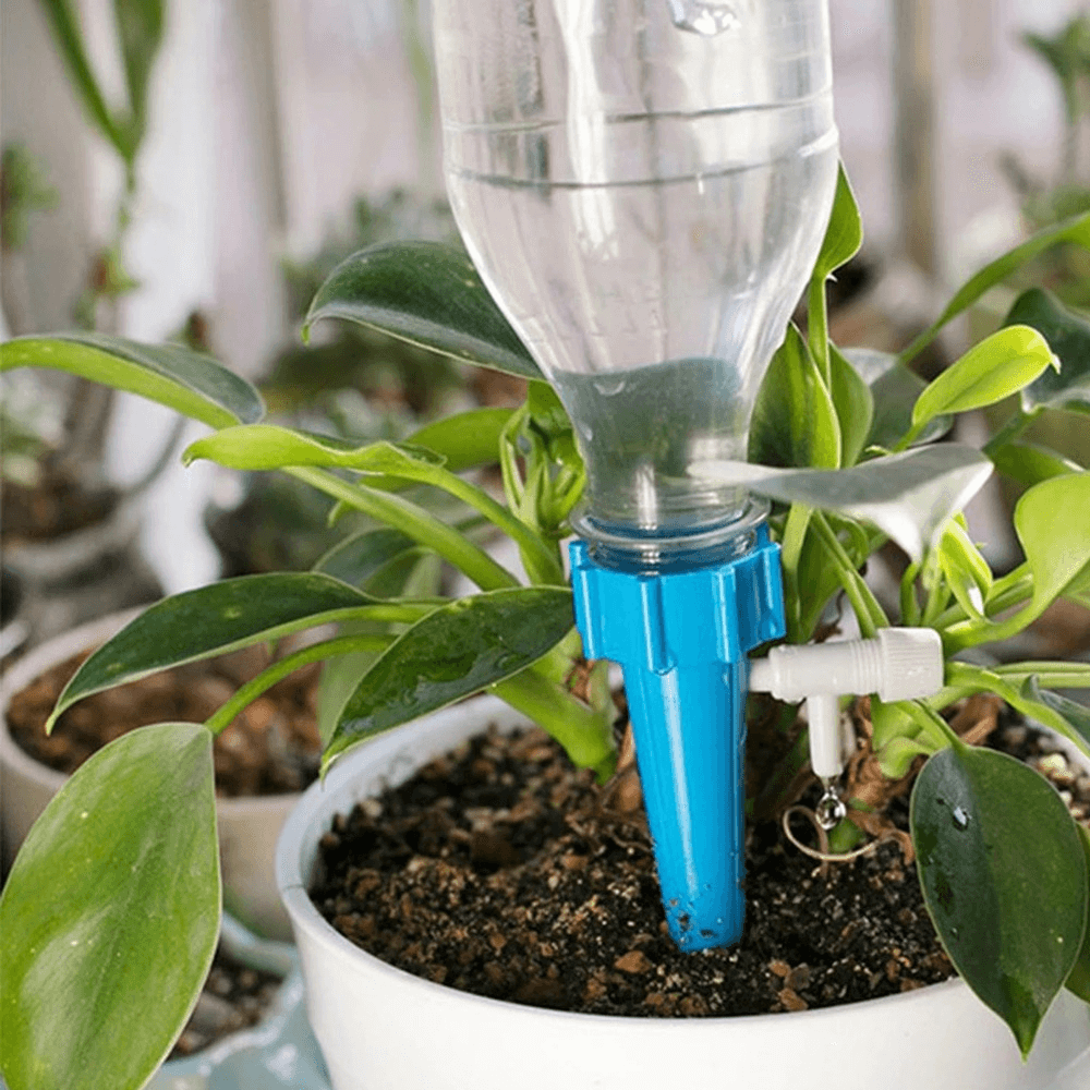 plantselfwateringspikes5.png
