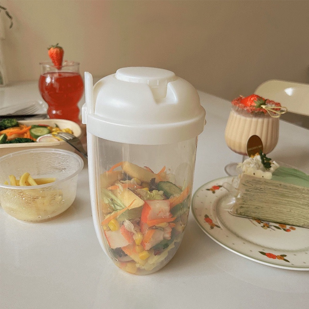 thesaladshakercup1.png