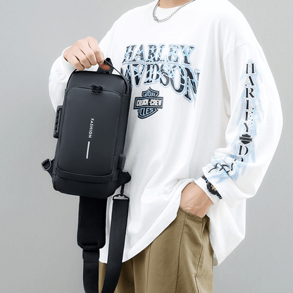 usbchargingsportsingantitheftshoulderbag2.png