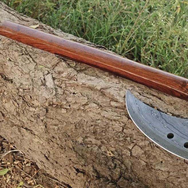 HandForgedDamascusSteelTomahawkVikingAxereviewjpeg