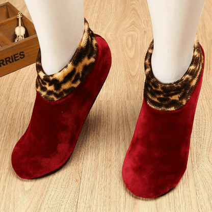 indoornonslipthermalsockswine.png
