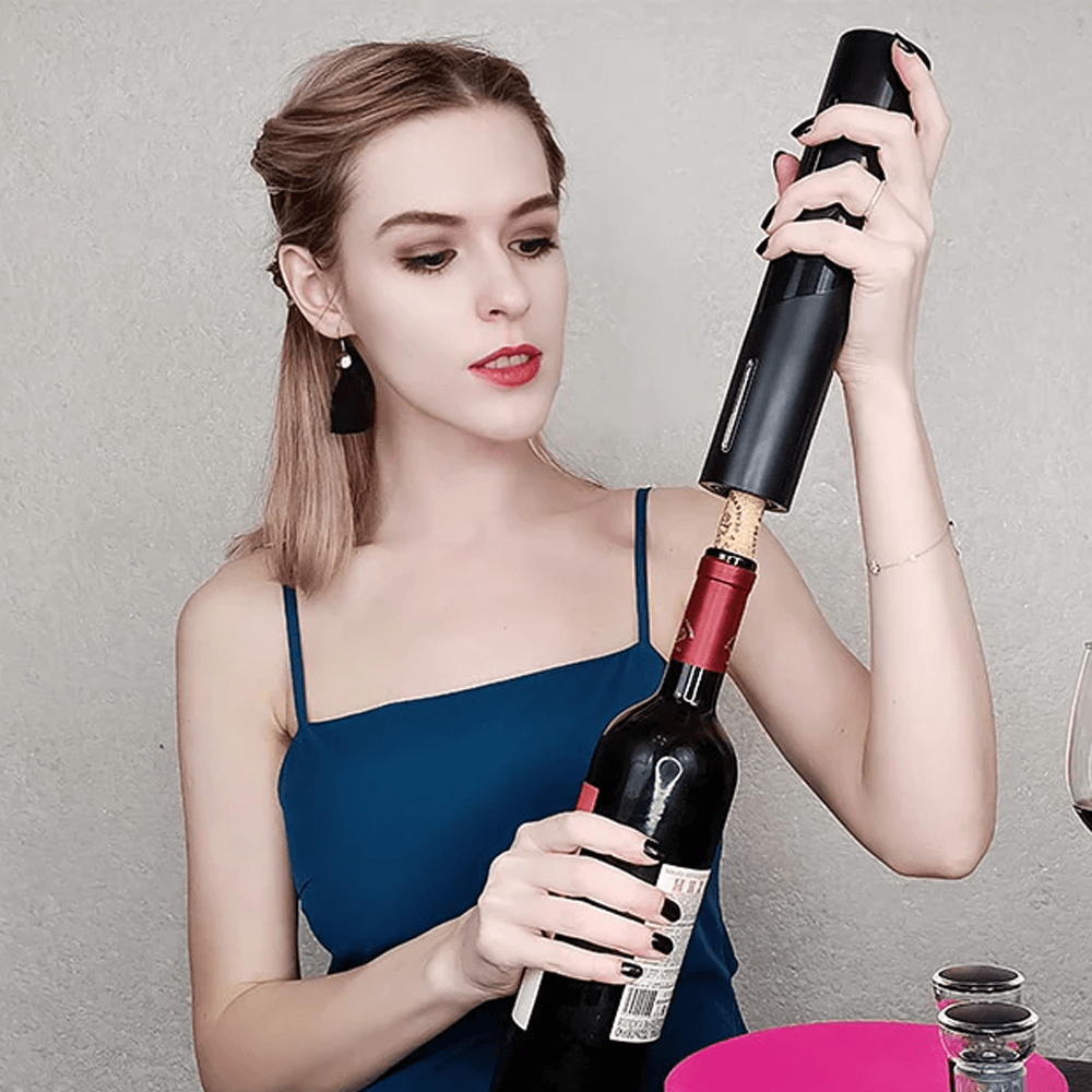 rechargeableelectricwinebottleopener2.png
