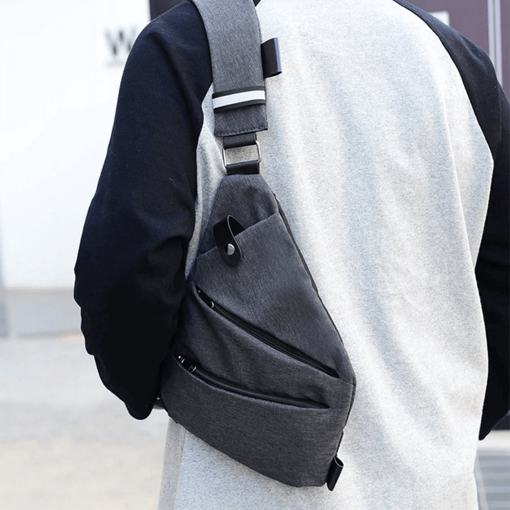 Stylish waterproof shoulder bag for men and women
