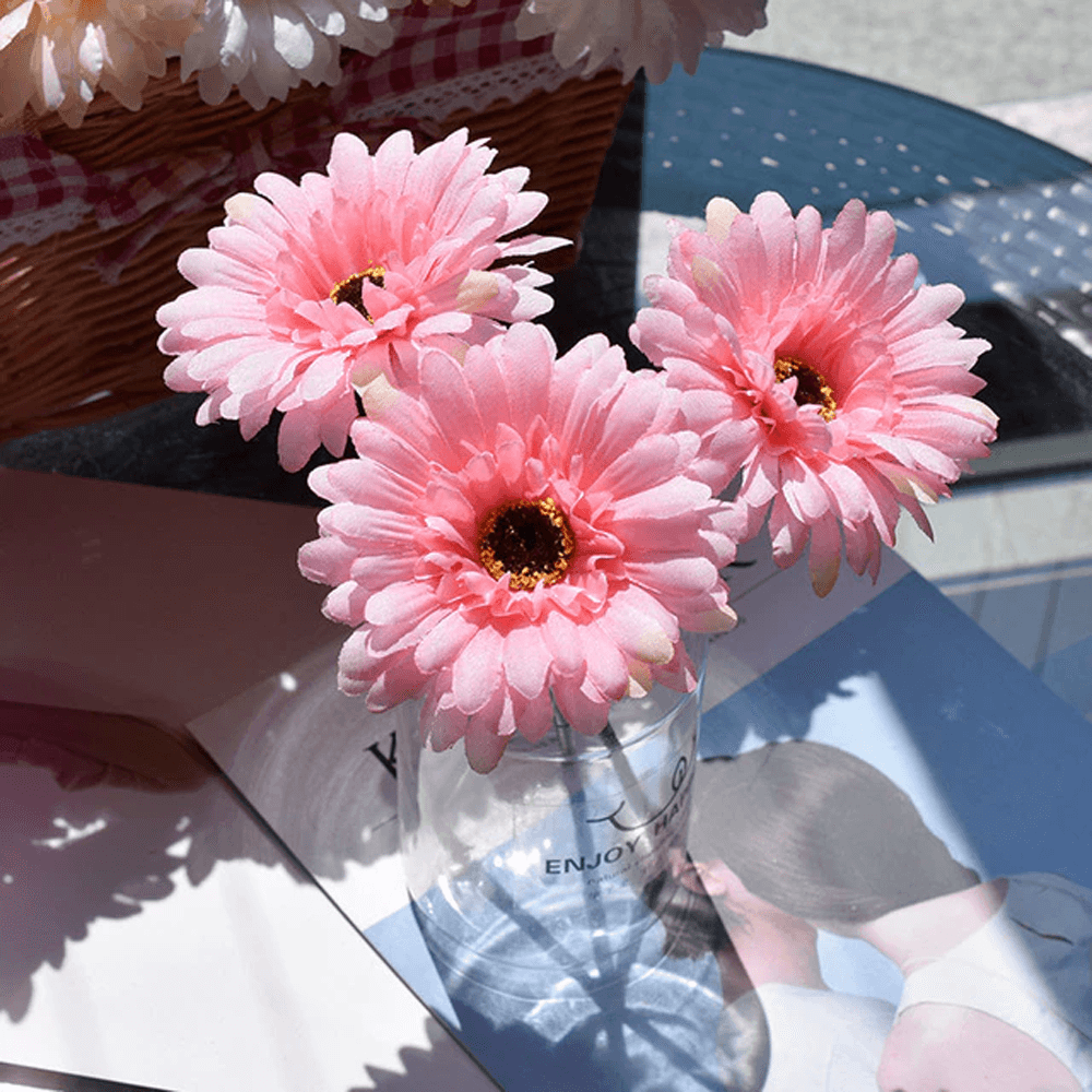 realtouchchrysanthemumbouquetpink.png