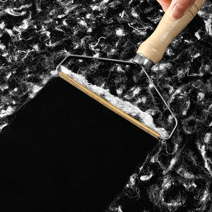 fuzzfabriclintremoverbrush3.png
