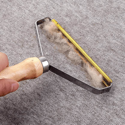 fuzzfabriclintremoverbrush2.png
