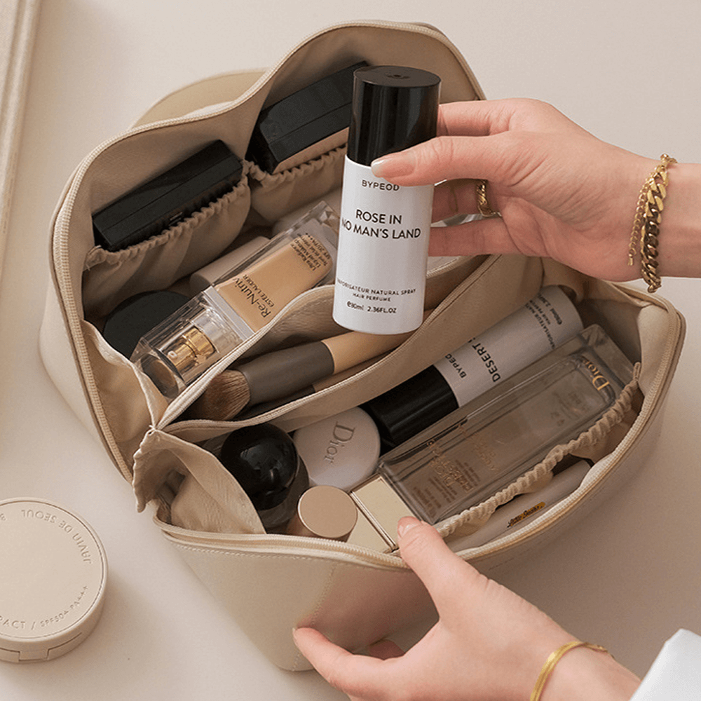 largecapacitymakeuptravelcosmeticbag2.png