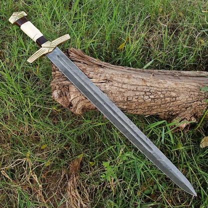 Formidable Viking Ruler Sword | Damascus Steel Hand-Forged Blade