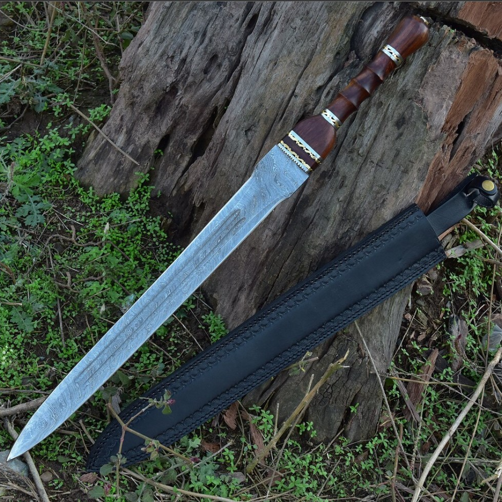 Ancient Roman Gladius - Hand-Forged Damascus Steel Replica