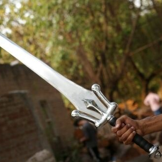 Masters of the Universe He-Man Power Replica Sword, Greyskull & Silver Swords4.jpg