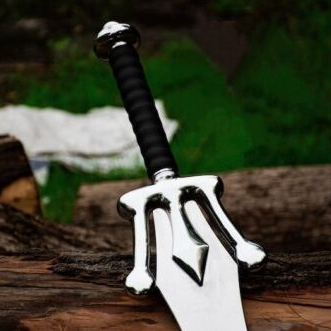 Masters of the Universe He-Man Power Replica Sword, Greyskull & Silver Swords6.jpg