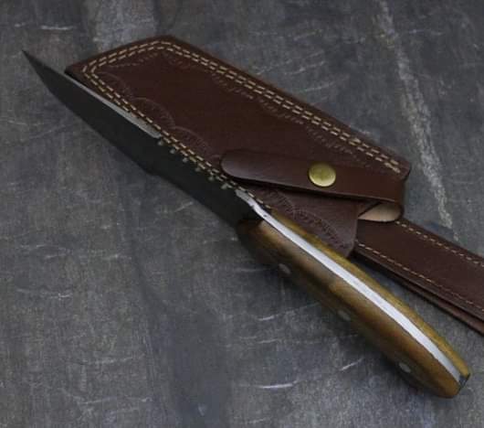 Carbon Steel Hunting Knife for sale