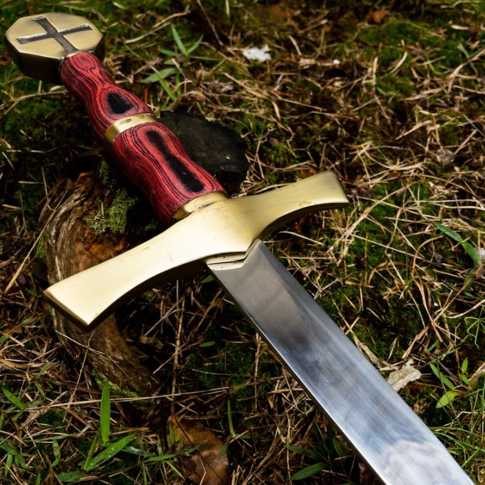 Honorable Cross Display Sword 1jpg
