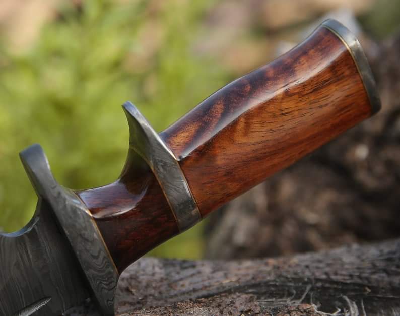 Carbon Steel Hunting Knife with Sheath