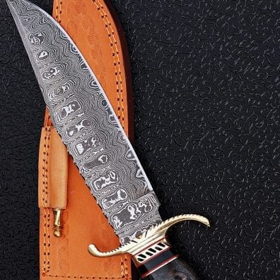 Damascus Steel Blade Hunting Bowie Knife, Wood Handle