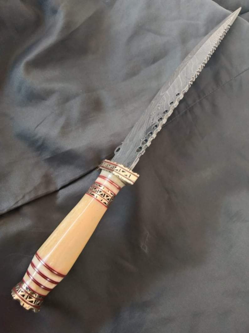 Camping knives in Grapevine