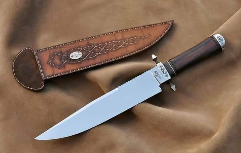 FixedBlade Camping Knife