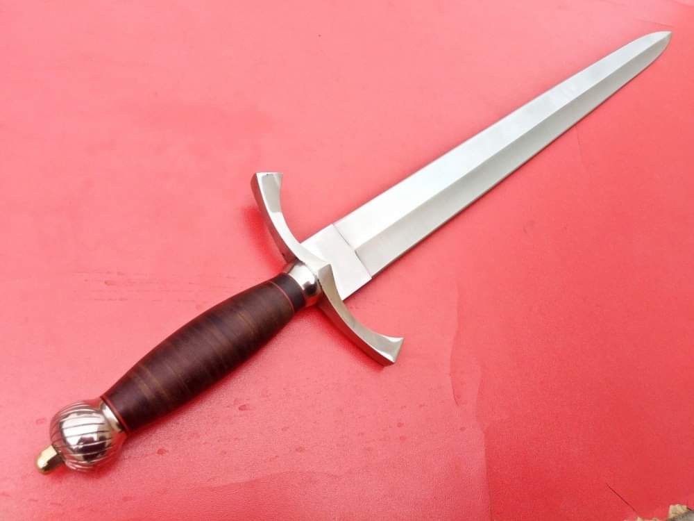 Monogram Sword, Custom Sword, Personalized Sword, Engraved Sword, Chivalry Ring Medieval Knight Arming Short Sword with