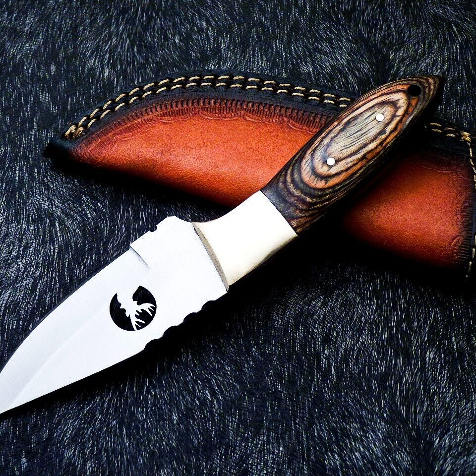 Custom handmade bowie knives dist of florida.jpg
