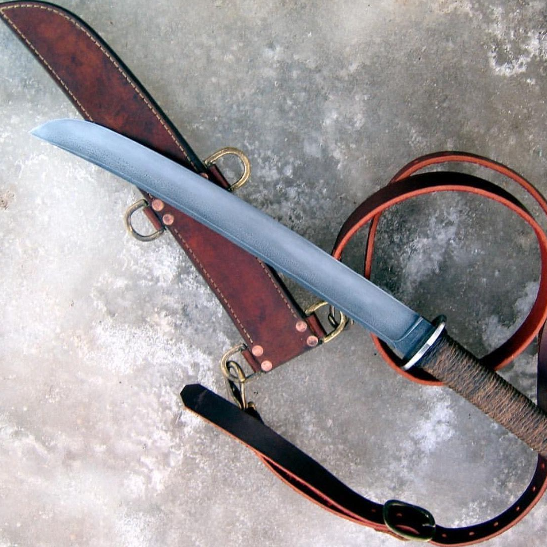 Custom handmade steel hunting viking sword near me in florida.jpg