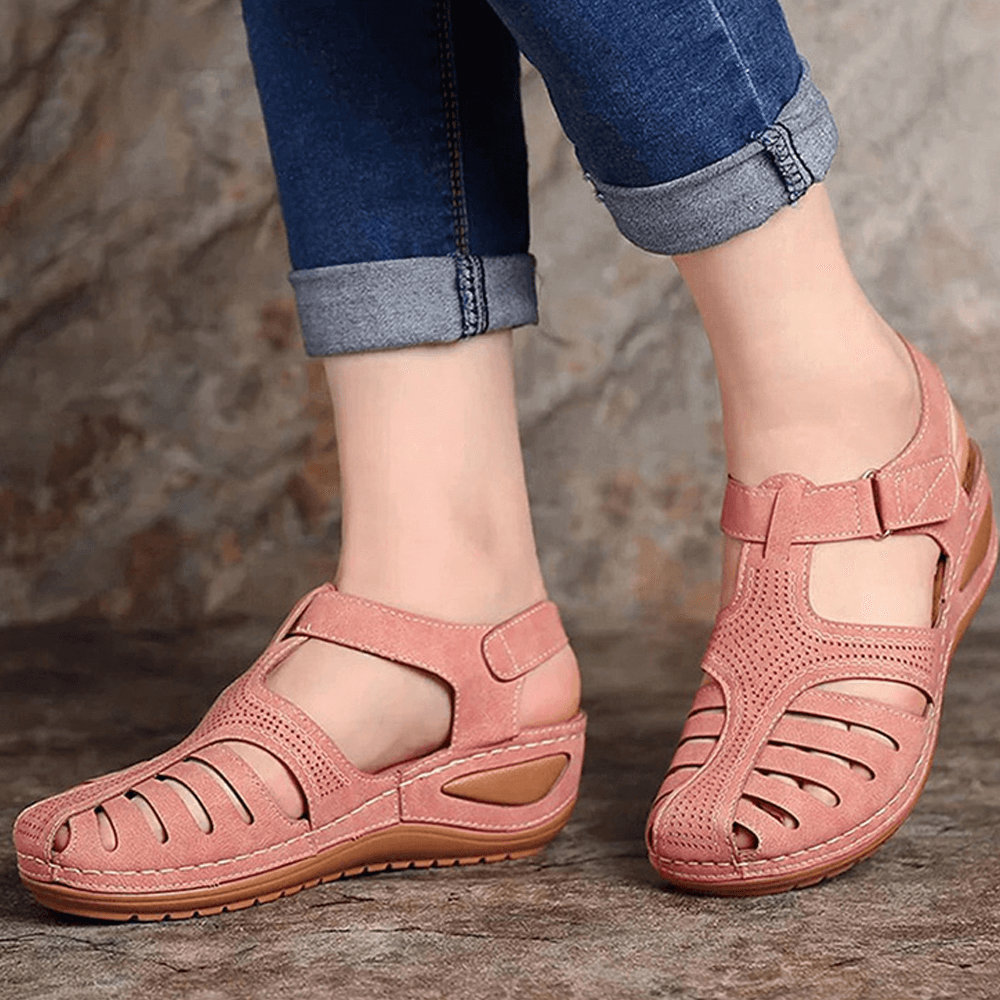 softpuleatherclosedtoevintageantislipsandals3.png