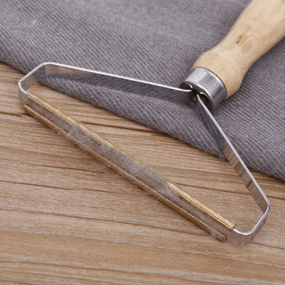 Eco-Savvy Lint and Pilling Remover  2