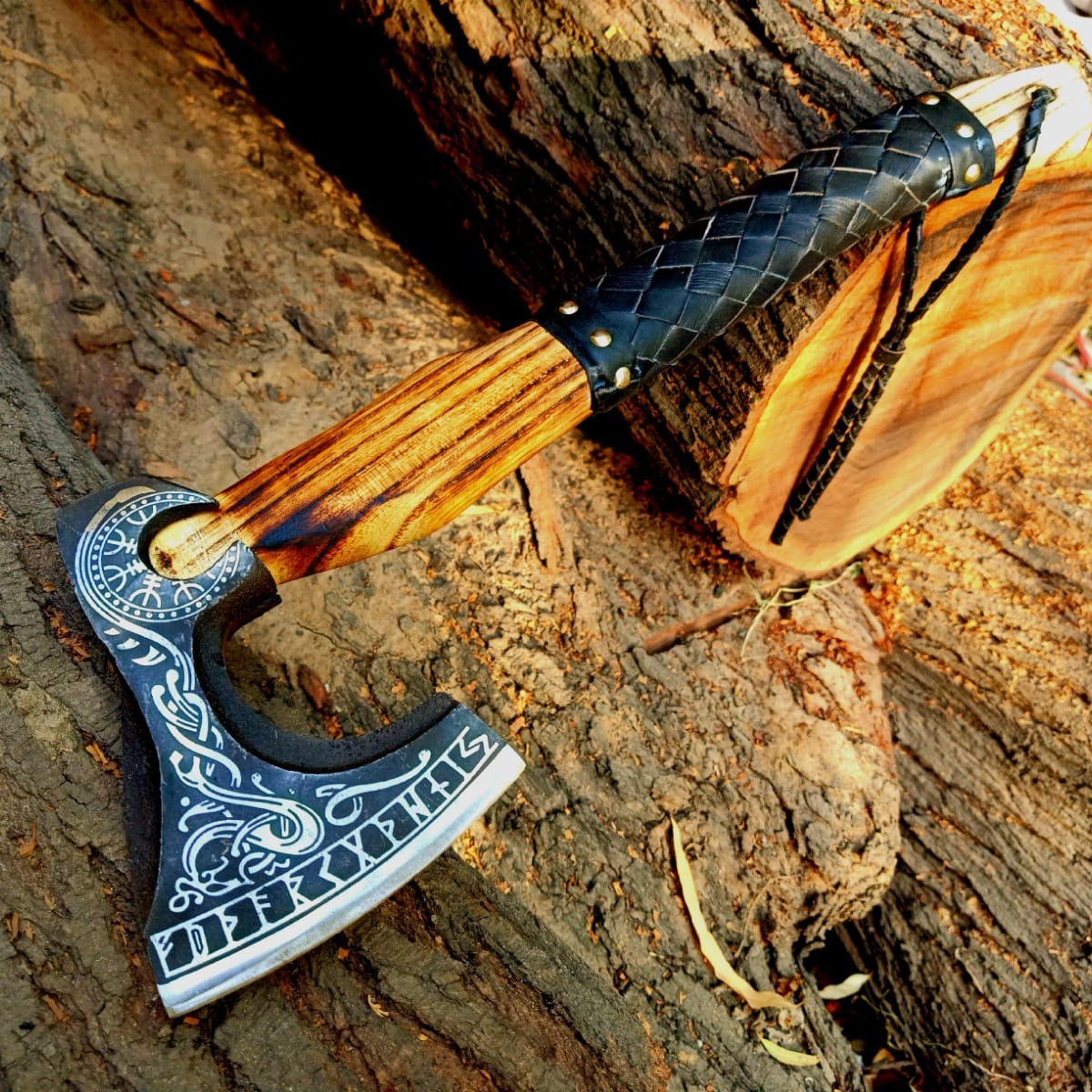 Handmade Steel Tomahawk Axe Throwing Viking Hunting Axe.jpeg