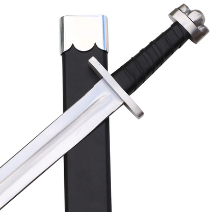 Clamor of Hooves Carbon Steel Medieval Swordspng