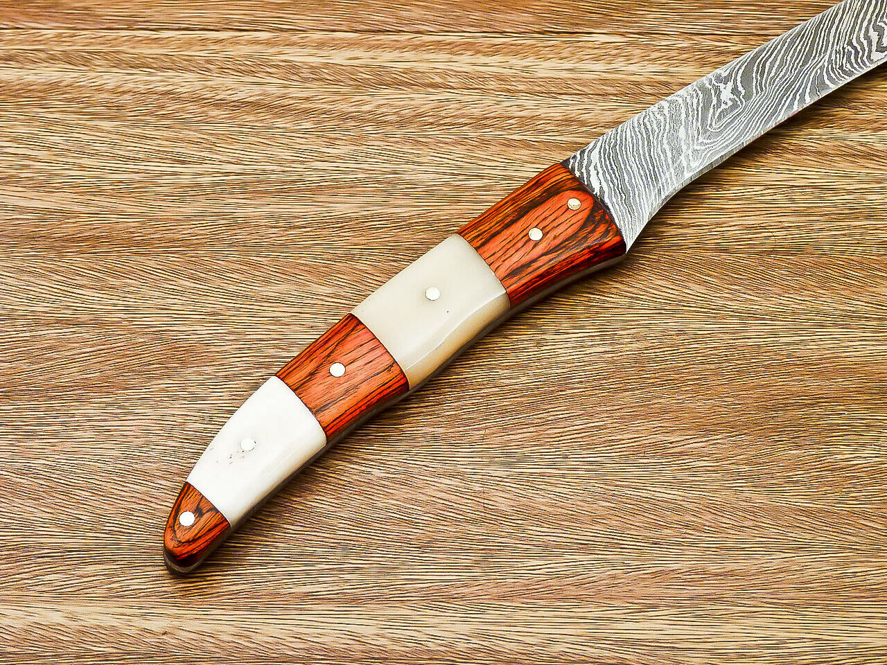 Fixed Blade Knifejpg