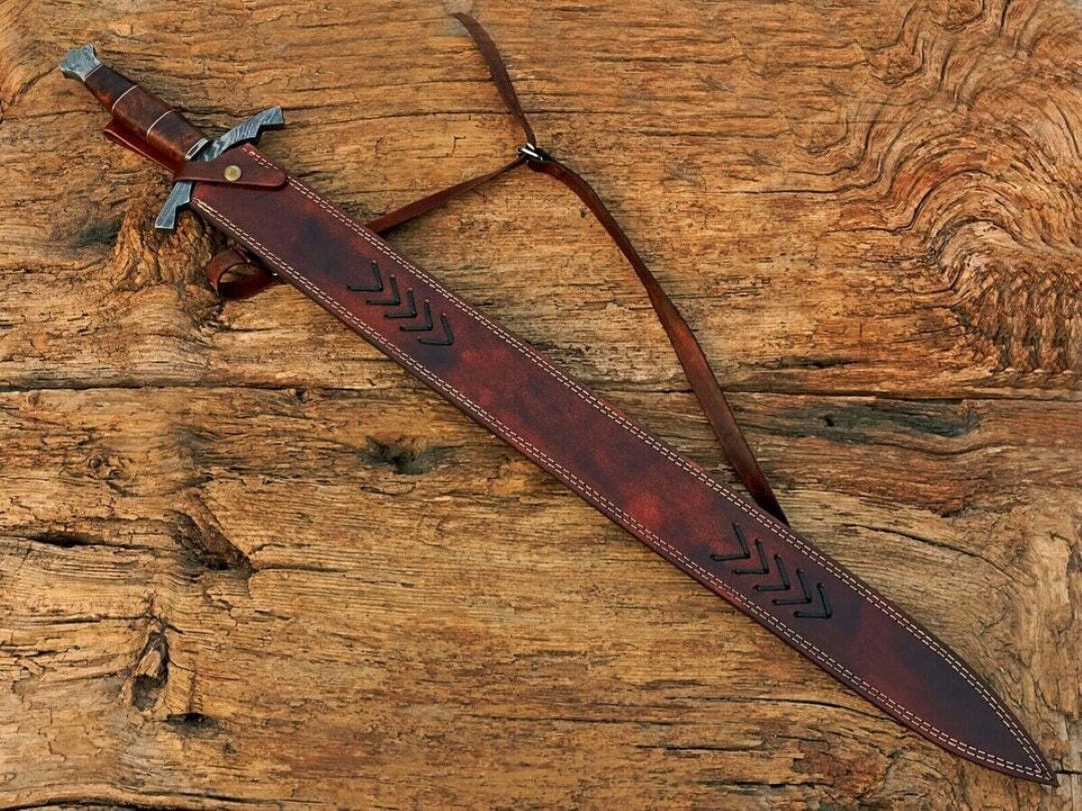 Blades-of-Yore-BM's-Handmade-Viking-Longsword-in-Pristine-Damascus-Steel (4).jpg