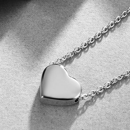 celovisjewellerycustomizedengravingnecklace_11_png_504e5887-6e89-4766-85b1-5108b98c52b0.png