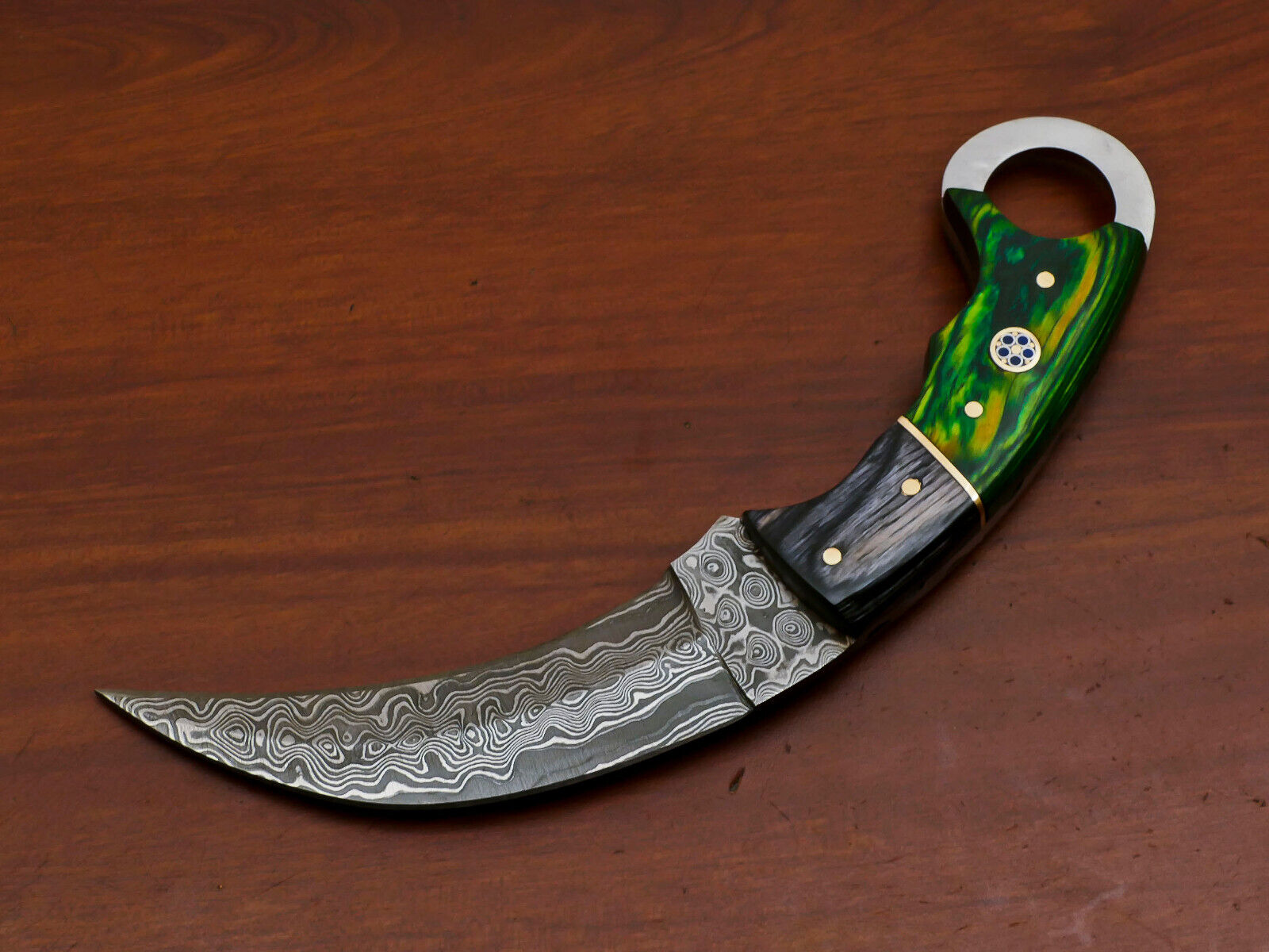 Fixed Blade Knife.jpg
